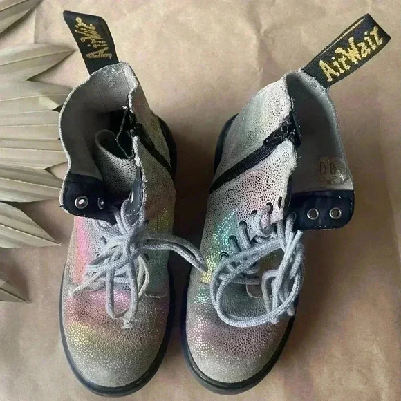 Doc Martens Shiny Rainbow Suede Boots Size 1 - Picture 1 of 8